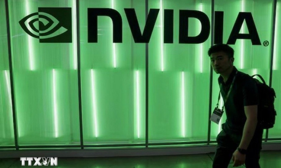 Tổng thống Mỹ: Fed nên hạ lãi suất sau thành công của Nvidia