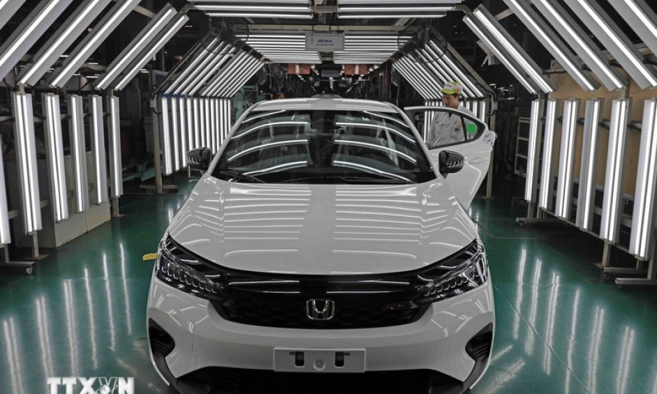 Doanh số xe máy và ôtô Honda tại Việt Nam đều tăng trưởng tích cực