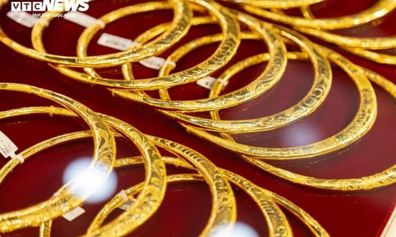 Giá vàng trong nước có thể cán mốc 130 triệu đồng/lượng