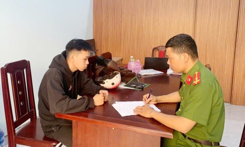 Vờ mua vé số, nam thanh niên giật sợi dây chuyền của cụ bà 83 tuổi ở Đà Nẵng