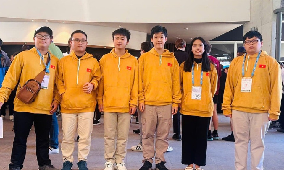 Học sinh Việt Nam đạt 6 huy chương Olympic Toán quốc tế IMO 2025