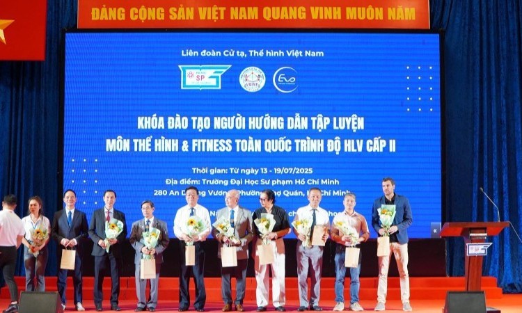 Đào tạo, nâng cấp huấn luyện viên thể hình-fitness Việt Nam