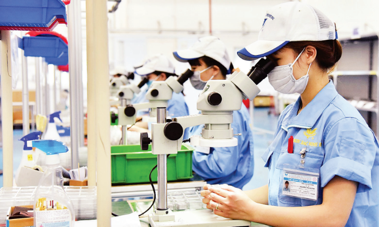 Tăng lương tối thiểu vùng tạo động lực cho sự phát triển