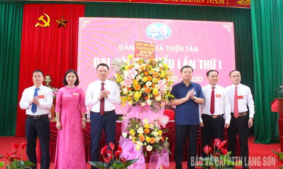 Đại hội Đại biểu Đảng bộ xã Thiện Tân lần thứ nhất