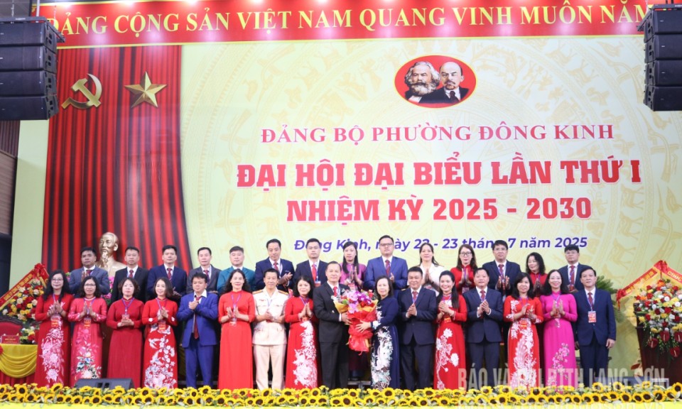 Đại hội Đảng bộ phường Đông Kinh thành công tốt đẹp