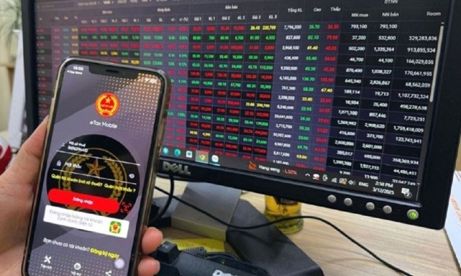 Thu thuế 20% trên lãi chứng khoán hàng năm: Ngăn 'cá mập' thao túng thị trường