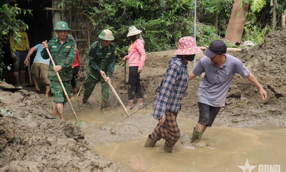 Hãy chia sẻ với nhân dân vùng lũ Nghệ An theo cách thiết thực nhất