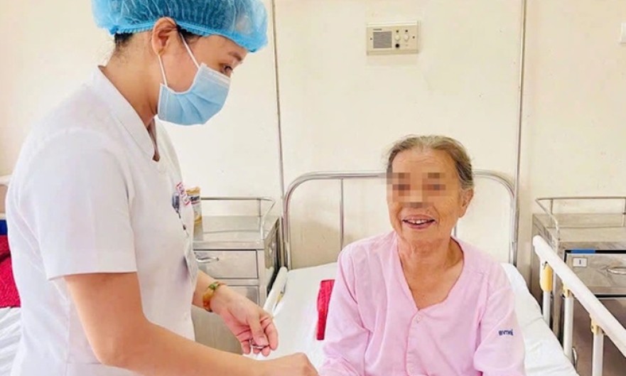 Thông tin mới nhất vụ 23 người nhập viện sau đám giỗ nghi do ngộ độc ở Huế