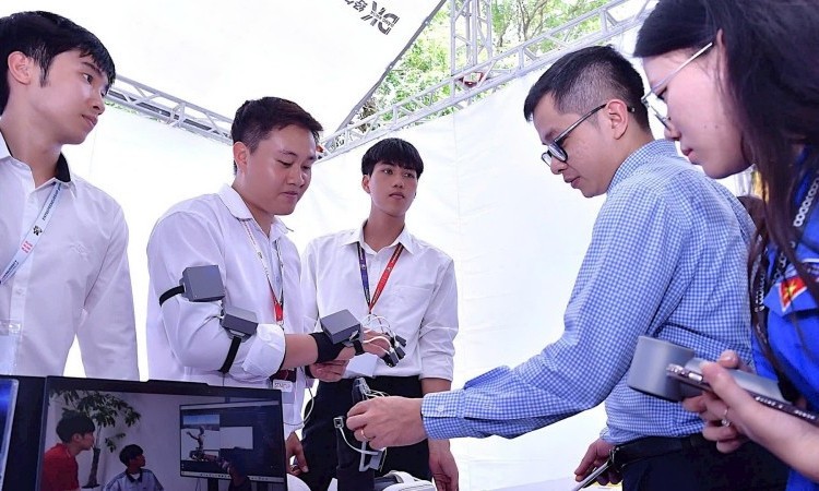 Khơi dậy tinh thần khởi nghiệp của tuổi trẻ