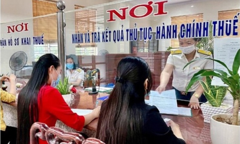 Chuyên gia: Nên giảm mức 35% thuế TNCN để kích thích người dân làm giàu