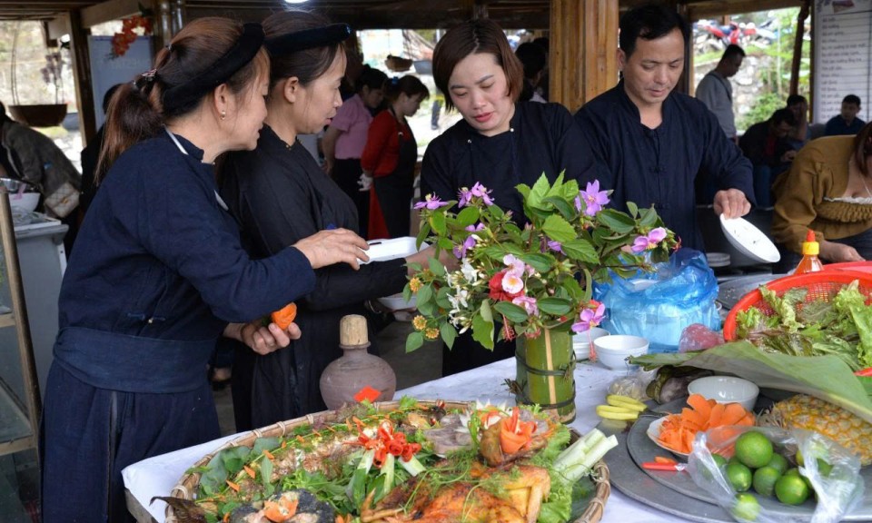 Độc đáo ẩm thực công viên địa chất