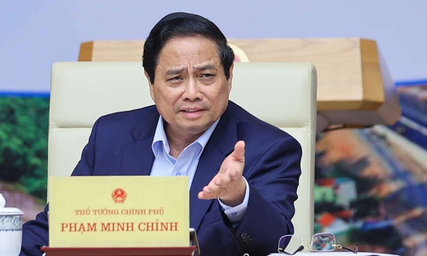 Thủ tướng: 3 mục tiêu lớn cuối năm 2025 để hoàn thành xuất sắc đột phá chiến lược về hạ tầng giao thông