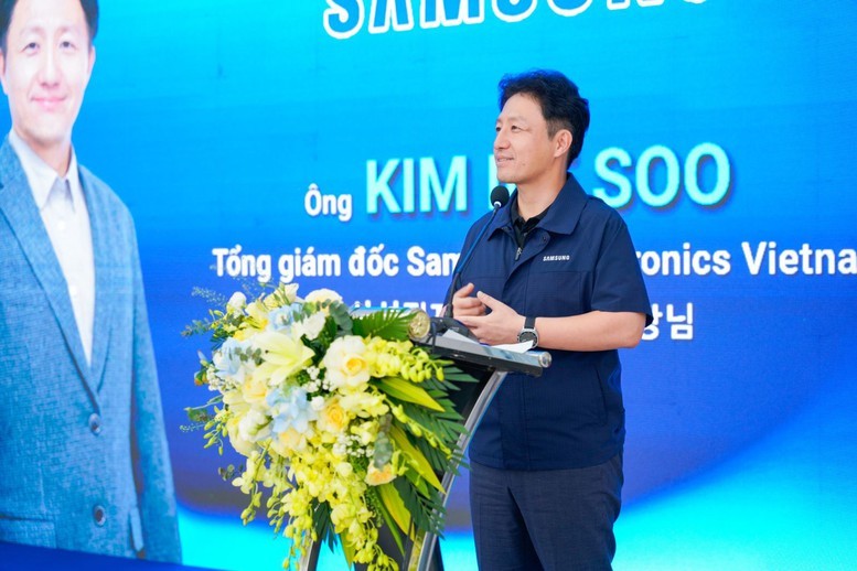 Ông Kim Iee Soo, Tổng Giám đốc nhà máy SEV, phát biểu tại sự kiện.
