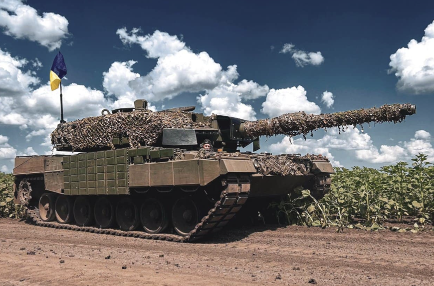 Xe tăng Leopard 2A4 Đức viện trợ cho Ukraine. Ảnh: militarnyi.com