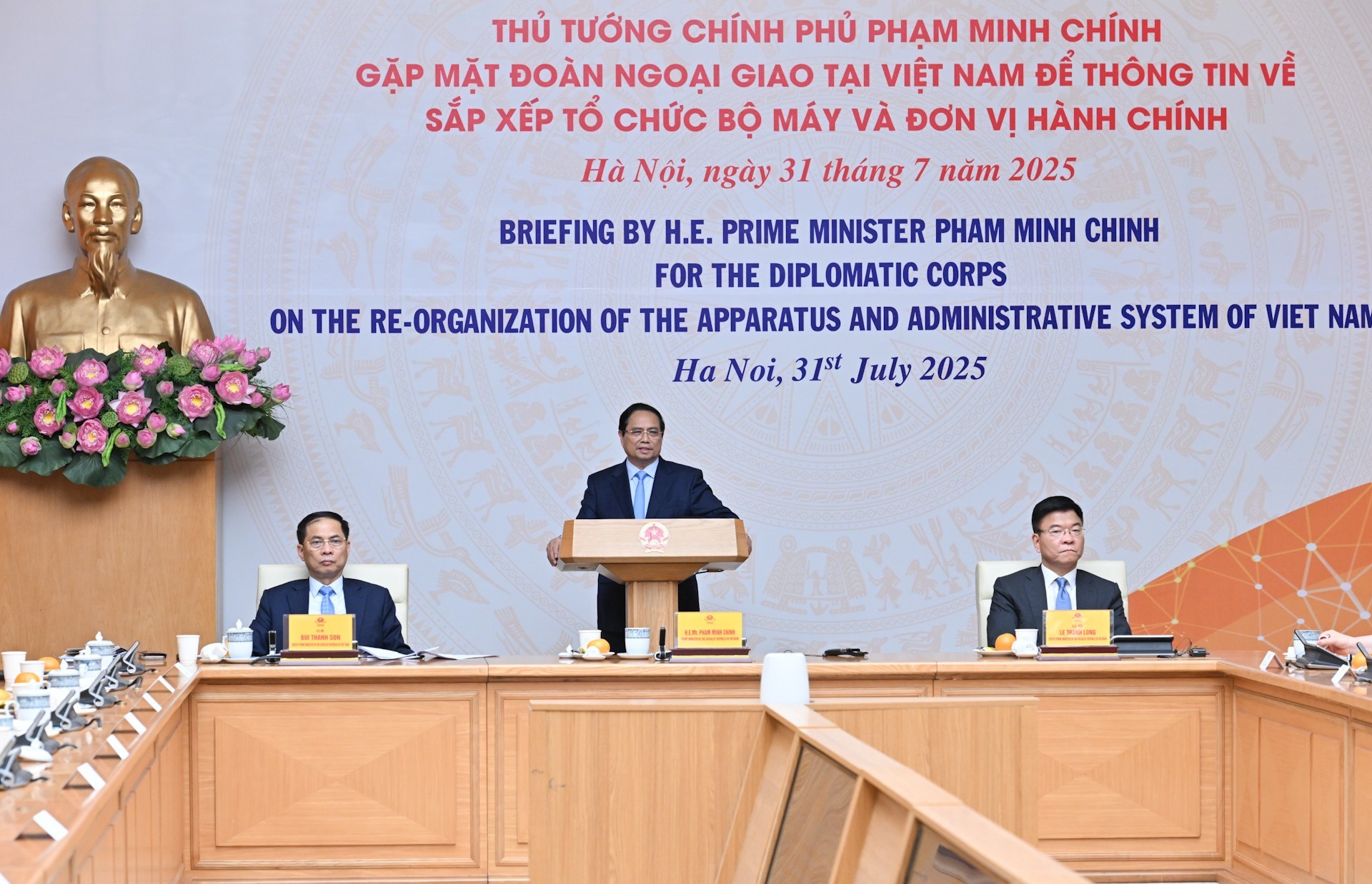 Thủ tướng Phạm Minh Chính phát biểu tại buổi gặp mặt Đoàn ngoại giao tại Việt Nam.