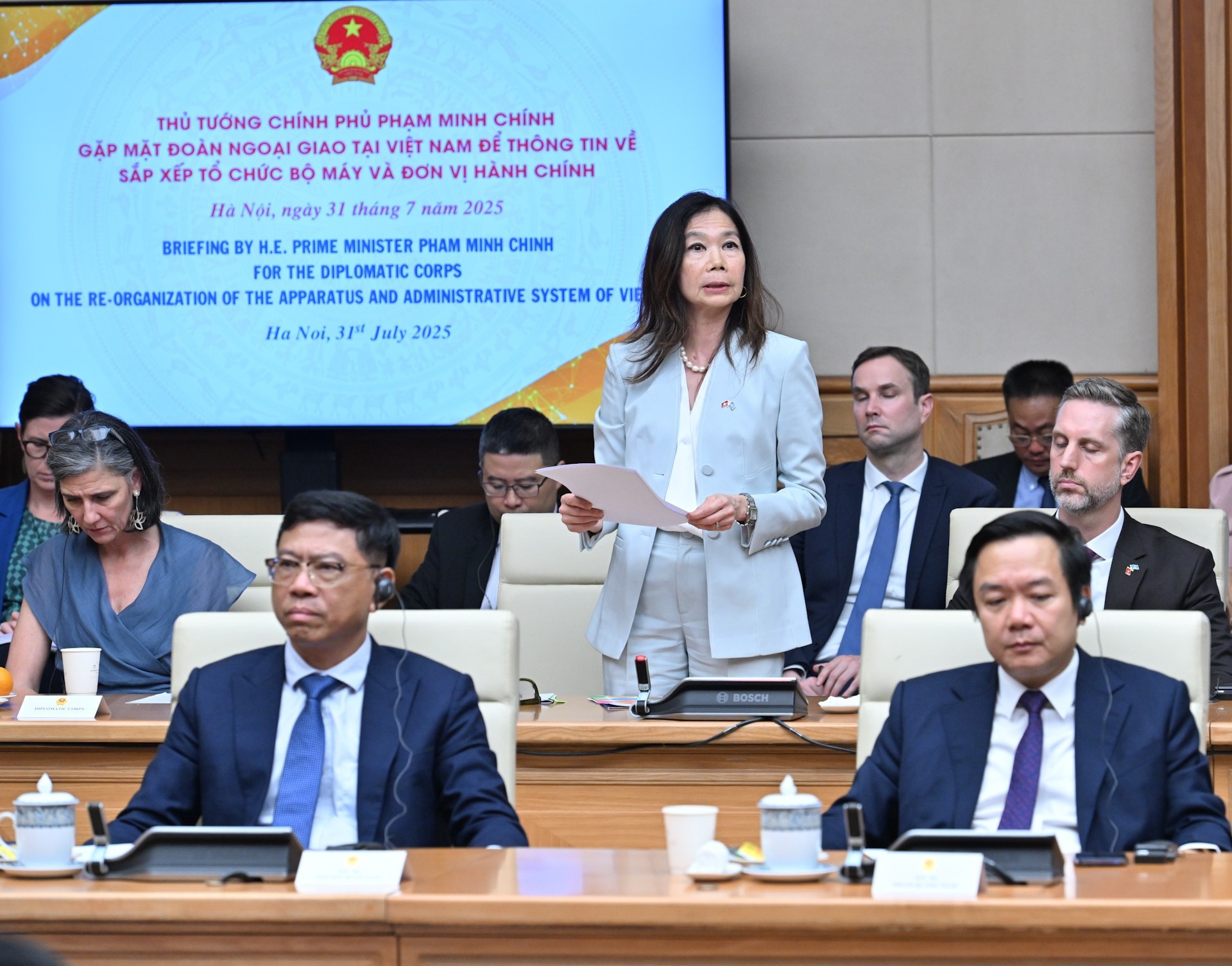 Điều phối viên thường trú Liên hợp quốc tại Việt Nam Pauline Tamesis phát biểu tại buổi gặp.