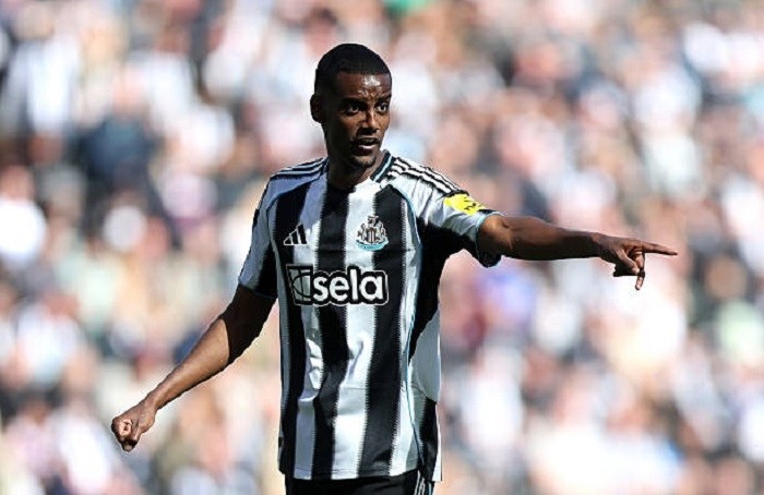 Tin thể thao (2-8) Newcastle khước từ lời đề nghị 110 triệu bảng cho tiền đạo Alexander Isak. Ảnh: Getty