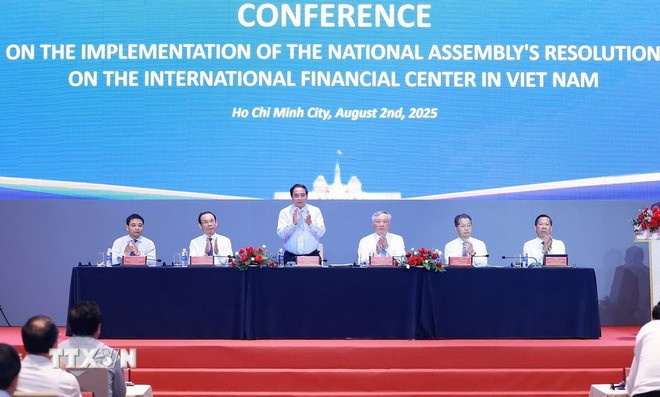 Thủ tướng Phạm Minh Chính chủ trì Hội nghị quán triệt, triển khai Nghị quyết của Quốc hội về Trung tâm tài chính quốc tế tại Việt Nam. (Ảnh: Dương Giang/TTXVN)