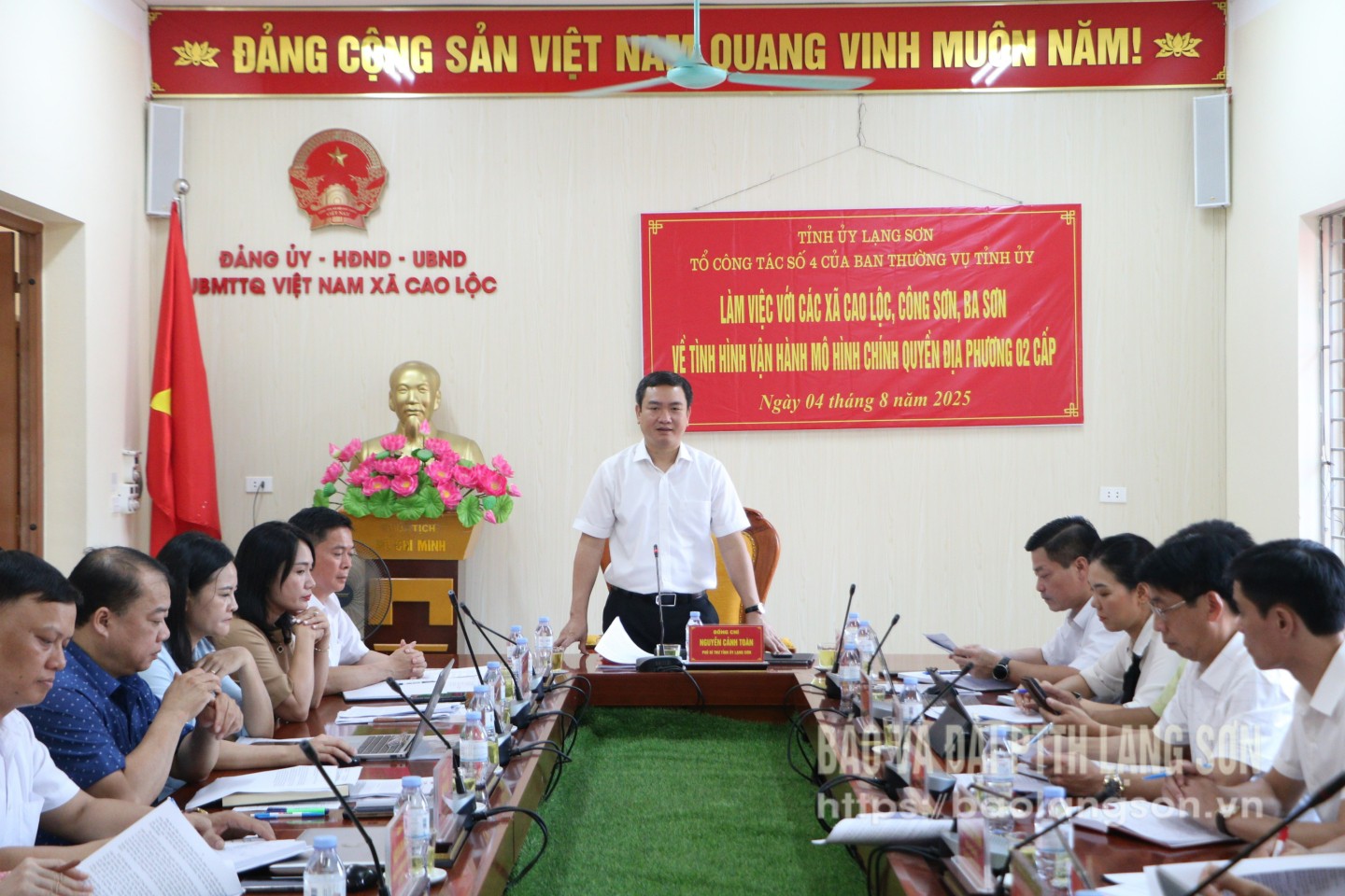 Đồng chí Nguyễn Cảnh Toàn, Phó Bí thư Tỉnh ủy phát biểu chỉ đạo tại buổi làm việc