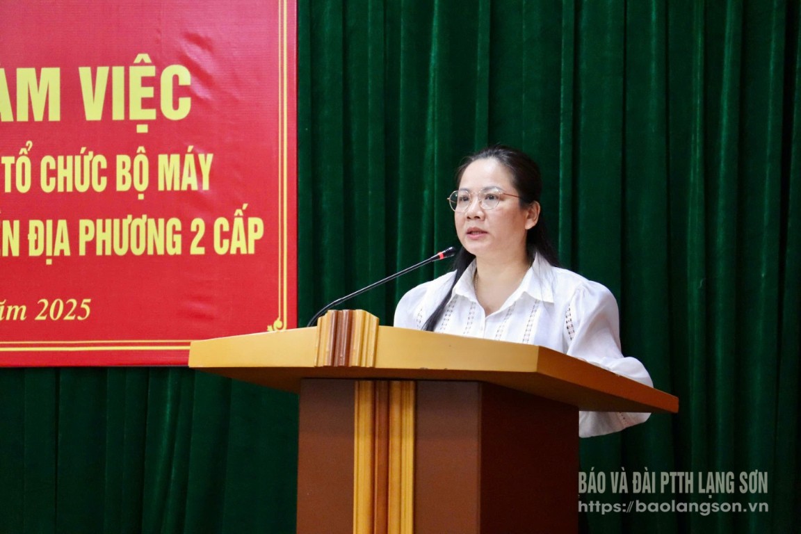 Lãnh đạo Đảng ủy xã Tân Tiến nêu ý kiến về một số khó khăn, vướng mắc trong thực hiện mô hình chính quyền địa phương 2 cấp