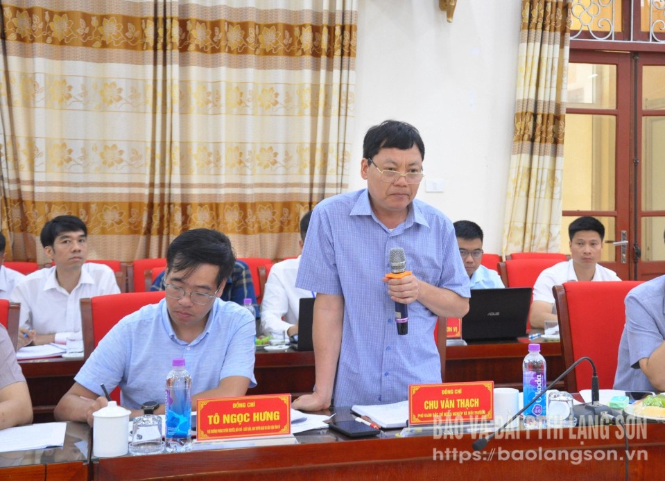 Lãnh đạo Sở Nông nghiệp và Môi trường phát biểu tại buổi làm việc