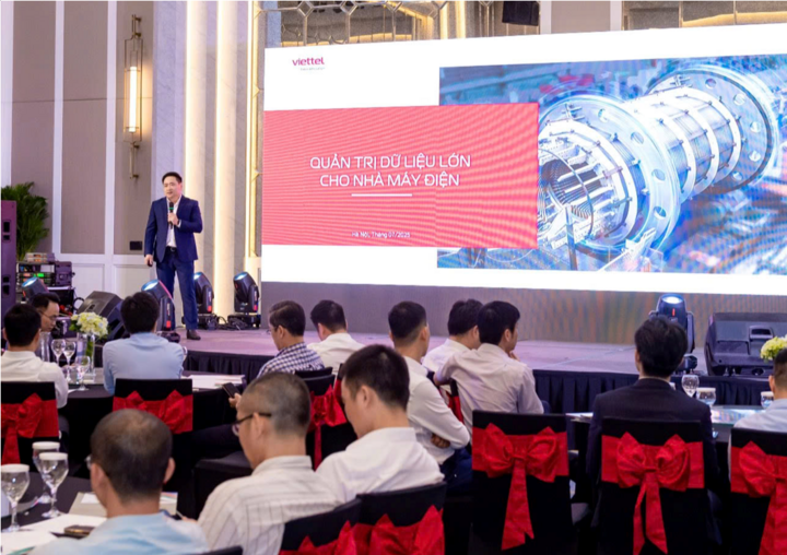 Ông Nguyễn Chí Linh chia sẻ về Quản trị dữ liệu lớn trong lĩnh vực năng lượng.