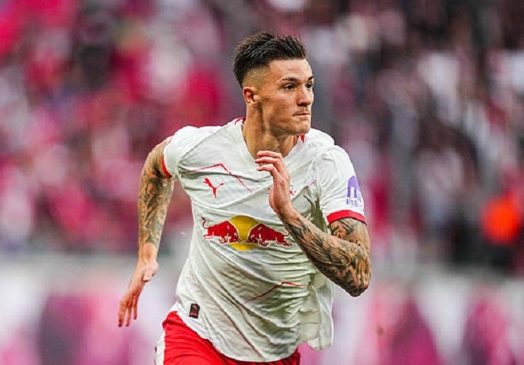 Man Utd chuẩn bị hoàn tất thương vụ Benjamin Sesko. Ảnh: Getty