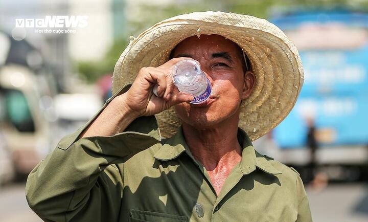 Dự báo thời tiết ngày 9/8, Bắc và Trung Bộ tiếp tục nắng nóng. (Ảnh minh hoạ: Ngô Nhung)