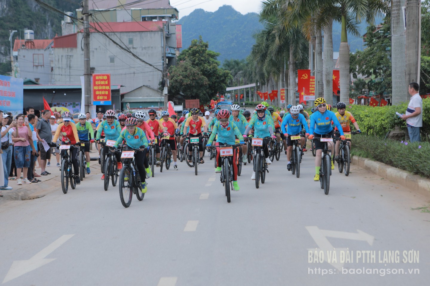Các VĐV tham gia thi đấu