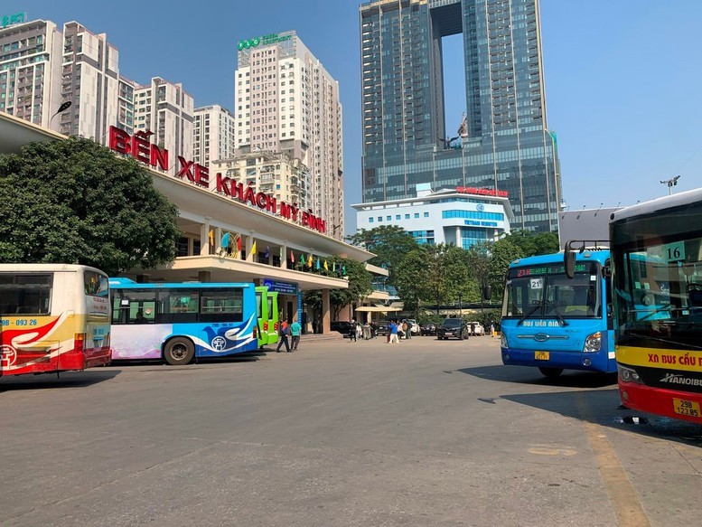 Các đơn vị kinh doanh vận tải, bến xe thực hiện công khai, minh bạch và đúng quy định về giá cước vận tải, các loại giá, phí dịch vụ tại bến xe