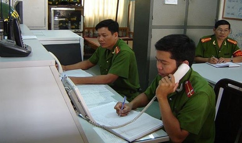 Sửa đổi thẩm quyền giải quyết tố cáo trong Công an nhân dân.