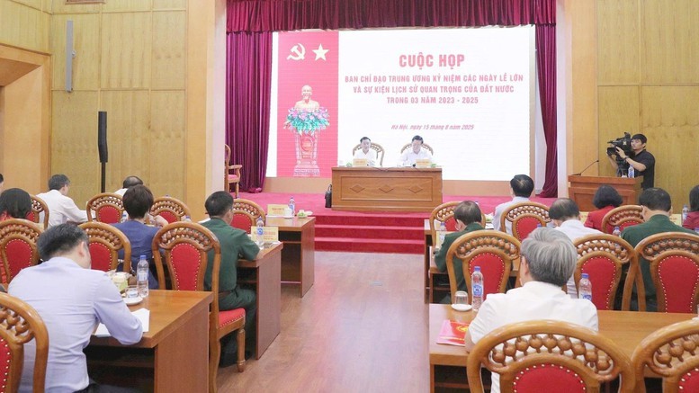 Ban Chỉ đạo Trung ương kỷ niệm các ngày lễ lớn và sự kiện lịch sử quan trọng của đất nước trong 3 năm (2023 - 2025) họp triển khai các hoạt động kỷ niệm 80 năm Cách mạng tháng Tám và Quốc khánh 2/9 - Ảnh VGP/Toàn Thắng