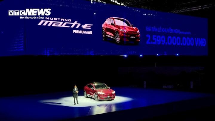 Giá bán của Ford Mustang Mach-E tại Việt Nam. (Ảnh: Kỳ Anh)