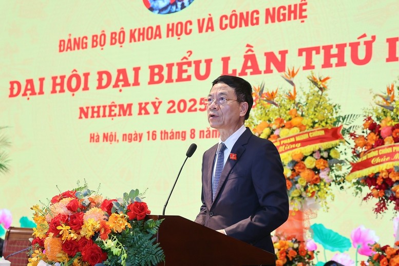 Bộ trưởng Bộ KH&CN Nguyễn Mạnh Hùng phát biểu tại Đại hội - Ảnh: VGP/Nhật Bắc