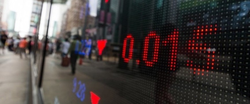  Tính chung cả tuần, giá dầu WTI giảm 1,7%, trong khi dầu Brent mất 1,1%. Ảnh minh họa: Oilprice 