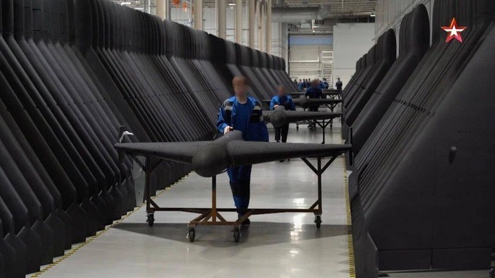 Nhà máy sản xuất UAV Geran-2 của Nga. Ảnh Euronews