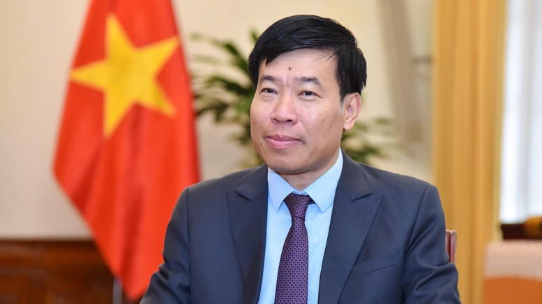 Ủy viên Trung ương Đảng, Phó Bí thư Thường trực Đảng ủy, Thứ trưởng Bộ Ngoại giao Nguyễn Mạnh Cường
