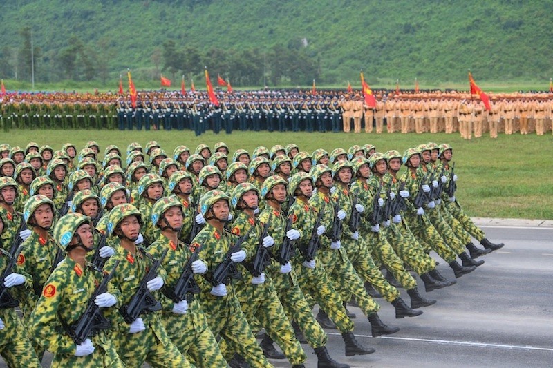 Các đơn vị bộ đội trong hợp luyện diễu binh, diễu hành kỷ niệm 80 năm Cách mạng Tháng Tám và Quốc khánh. (Ảnh: THẾ ĐẠI)