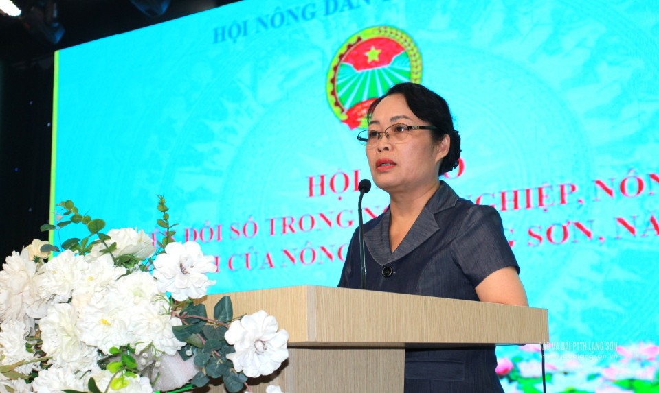Đại diện Sở Khoa học và Công nghệ tham luận tại hội thảo