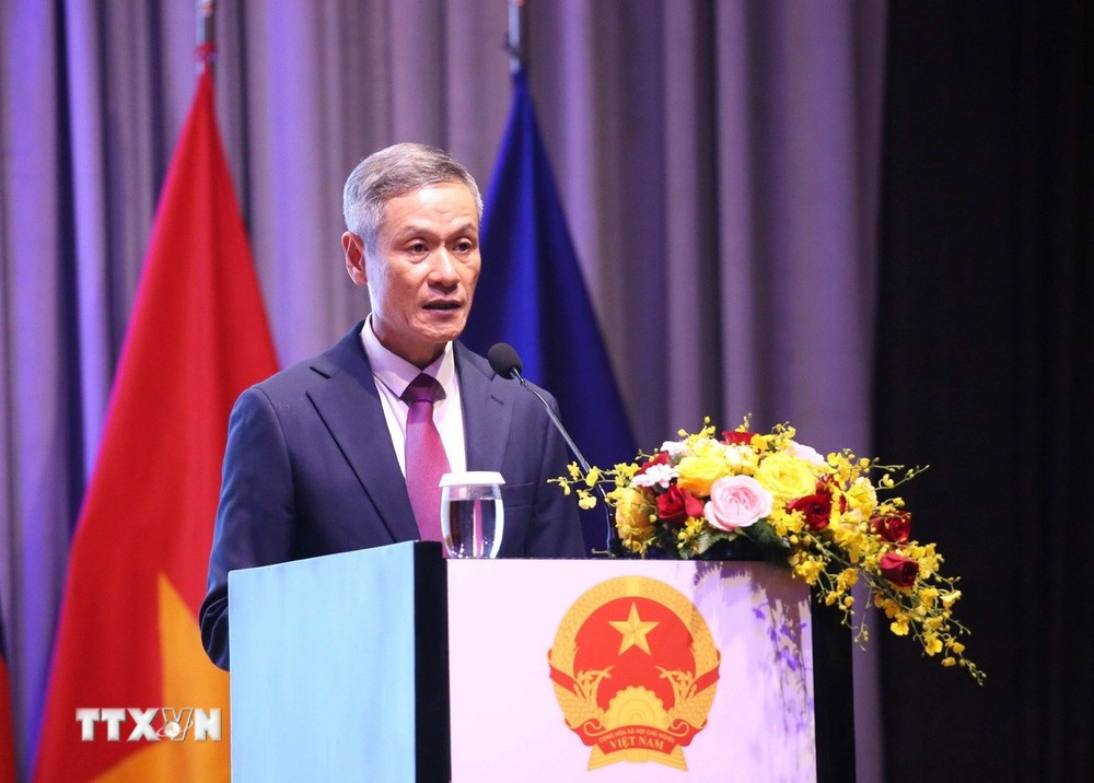 Đại sứ Việt Nam tại Vương quốc Campuchia Nguyễn Minh Vũ phát biểu tại lễ kỷ niệm 80 năm Quốc khánh Việt Nam ở thủ đô Phnom Penh. (Ảnh: Huỳnh Thảo/TTXVN)