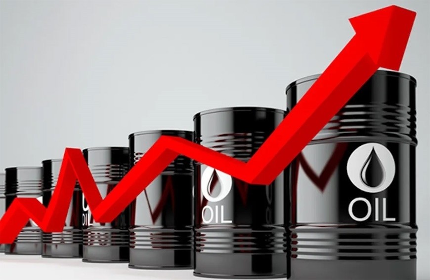 Giá dầu thế giới tiếp tục tăng gần 1% trong phiên giao dịch ngày 22-8. Ảnh minh họa: Premiumtimesng.com