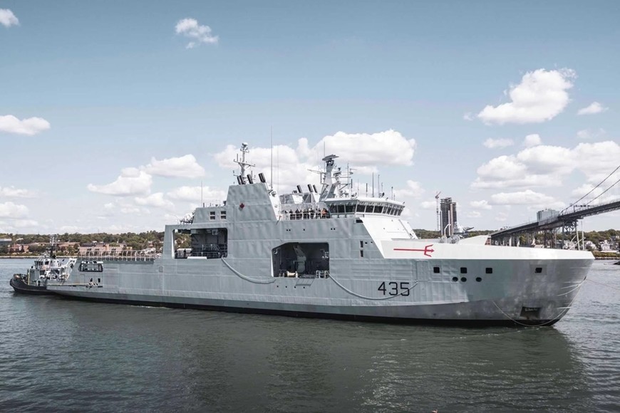 HMCS Robert Hampton Gray được trang bị hệ thống diesel-điện, cho phép đạt tốc độ 31,5km/giờ. Ảnh: Hải quân Canada