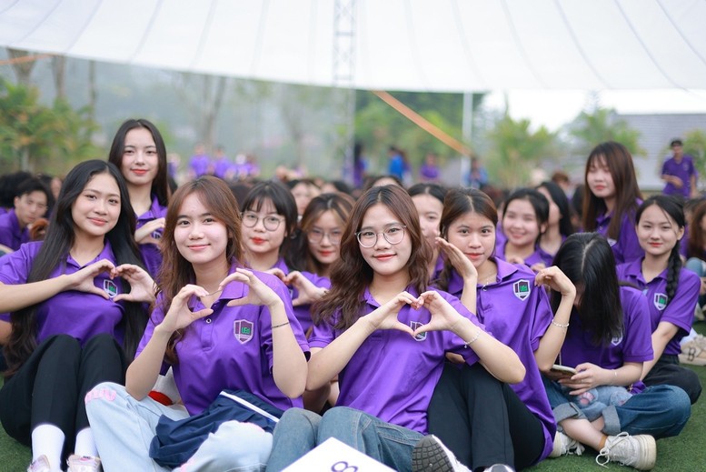 Trường Đại học Giáo dục (ĐHQGHN) đứng đầu về điểm chuẩn các ngành khối sư phạm