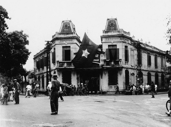  Sở Cảnh sát Trung ương bên Hồ Gươm năm 1954. Ảnh tư liệu/TTXVN