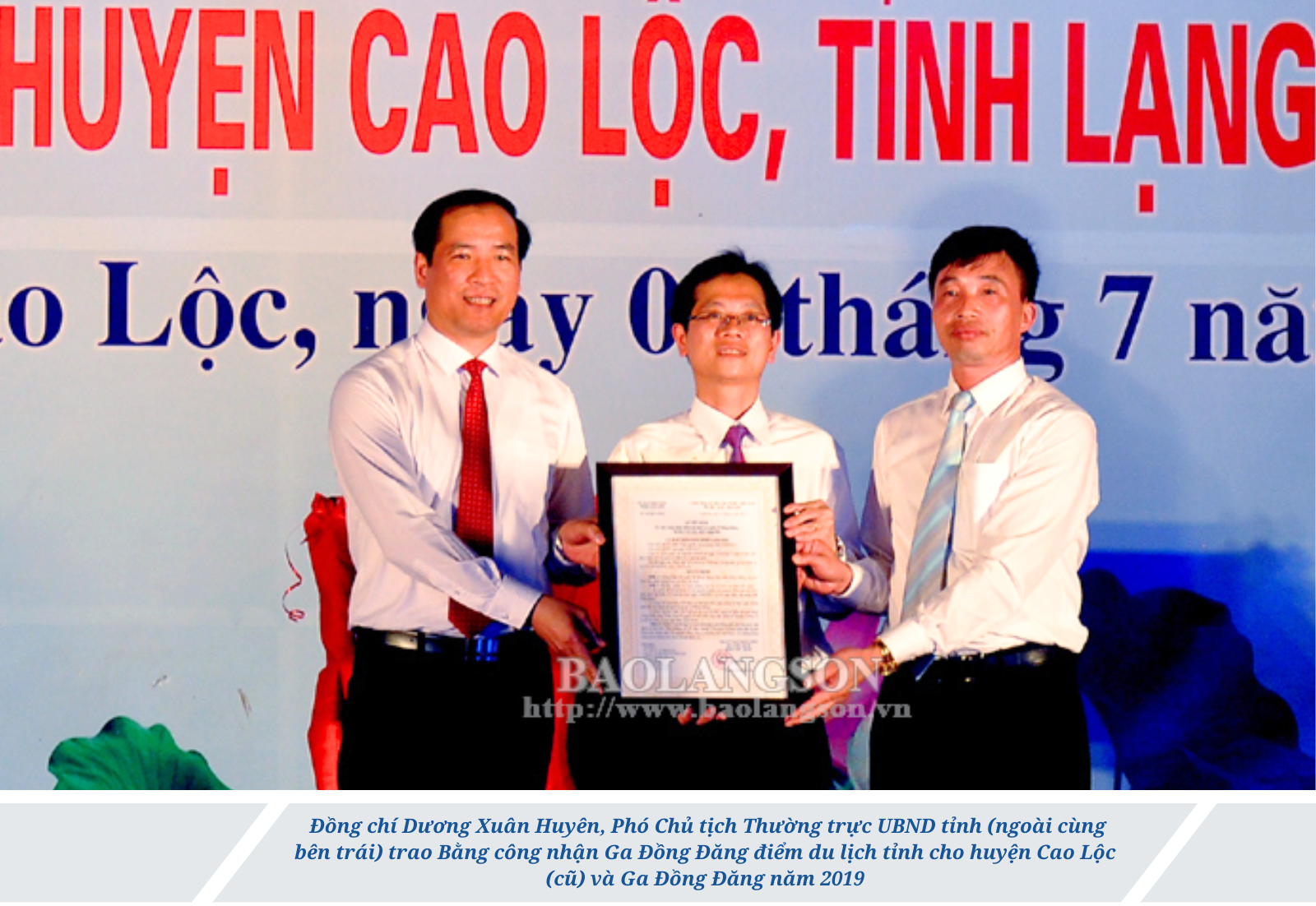 Ảnh co giãn vừa văn bản