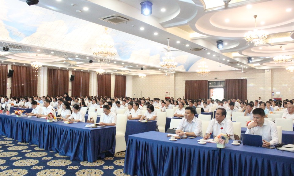 Gần 300 công chức, hội thẩm nhân dân được bồi dưỡng nghiệp vụ xét xử