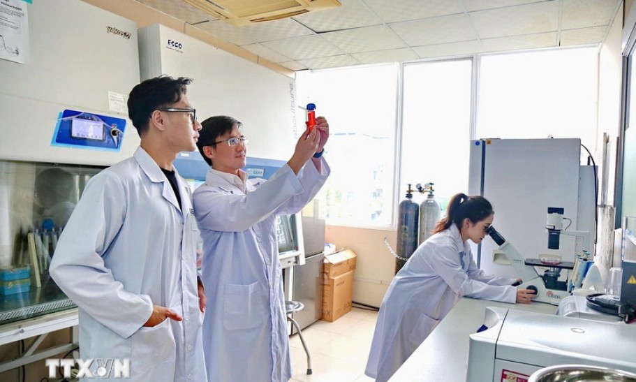 Tháo gỡ rào cản, thúc đẩy phát triển doanh nghiệp khoa học và công nghệ
