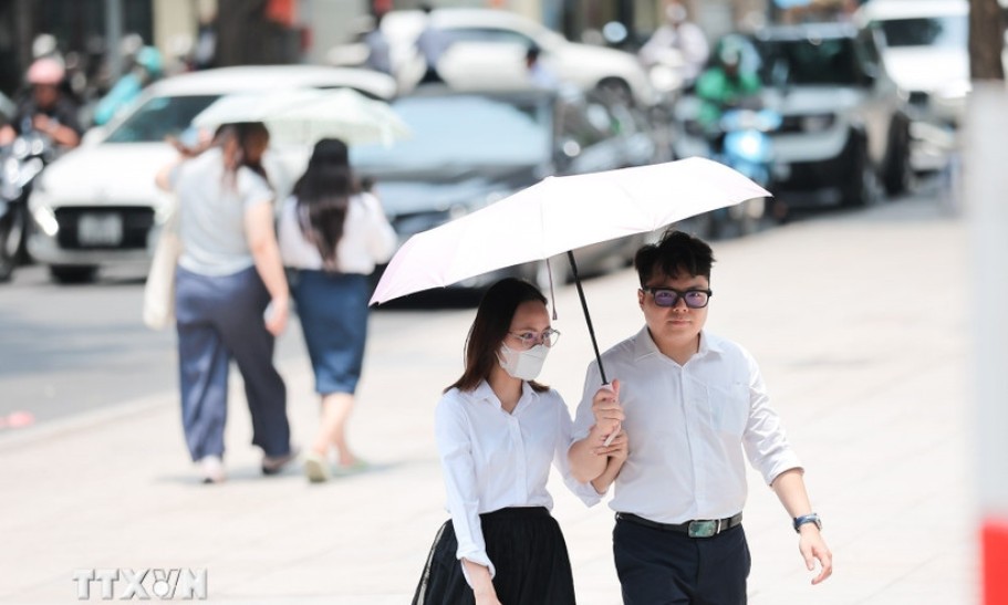 Thời tiết hôm nay (2-8): Bắc Bộ nắng nóng gay gắt