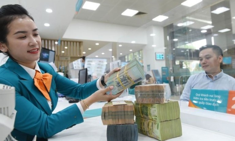 Lãi suất tiết kiệm tháng 8 xuất hiện xu hướng tăng nhẹ