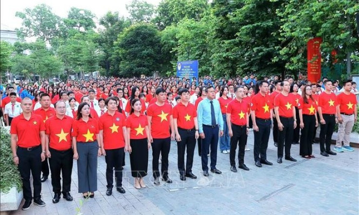 Youth nationwide join “I Love My Fatherland” flag salute ceremony